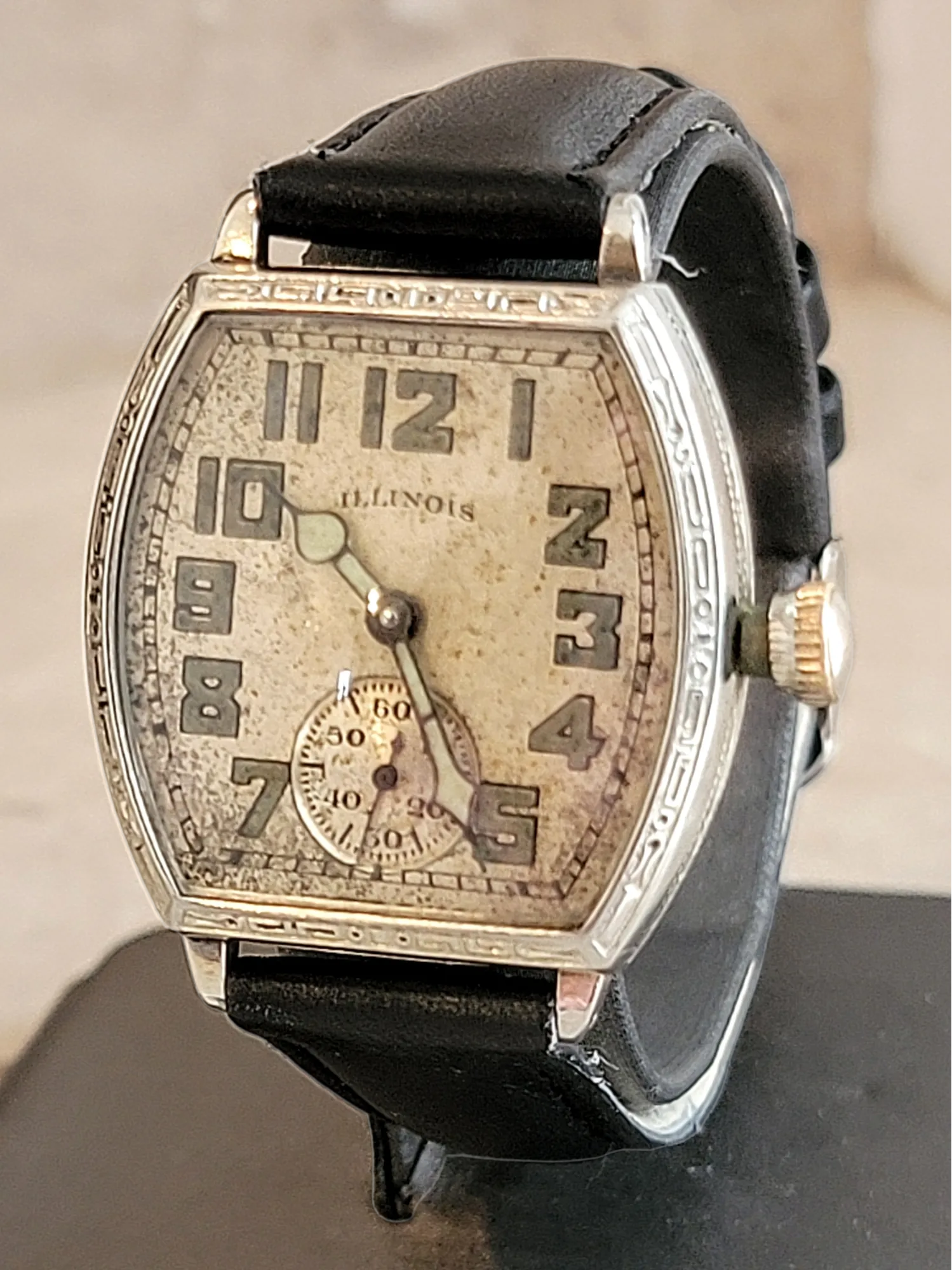 1930 ILLINOIS Whippet / Tonneau Watch 17 Jewels Cal. 307 Art Deco Engraved U.S.A.