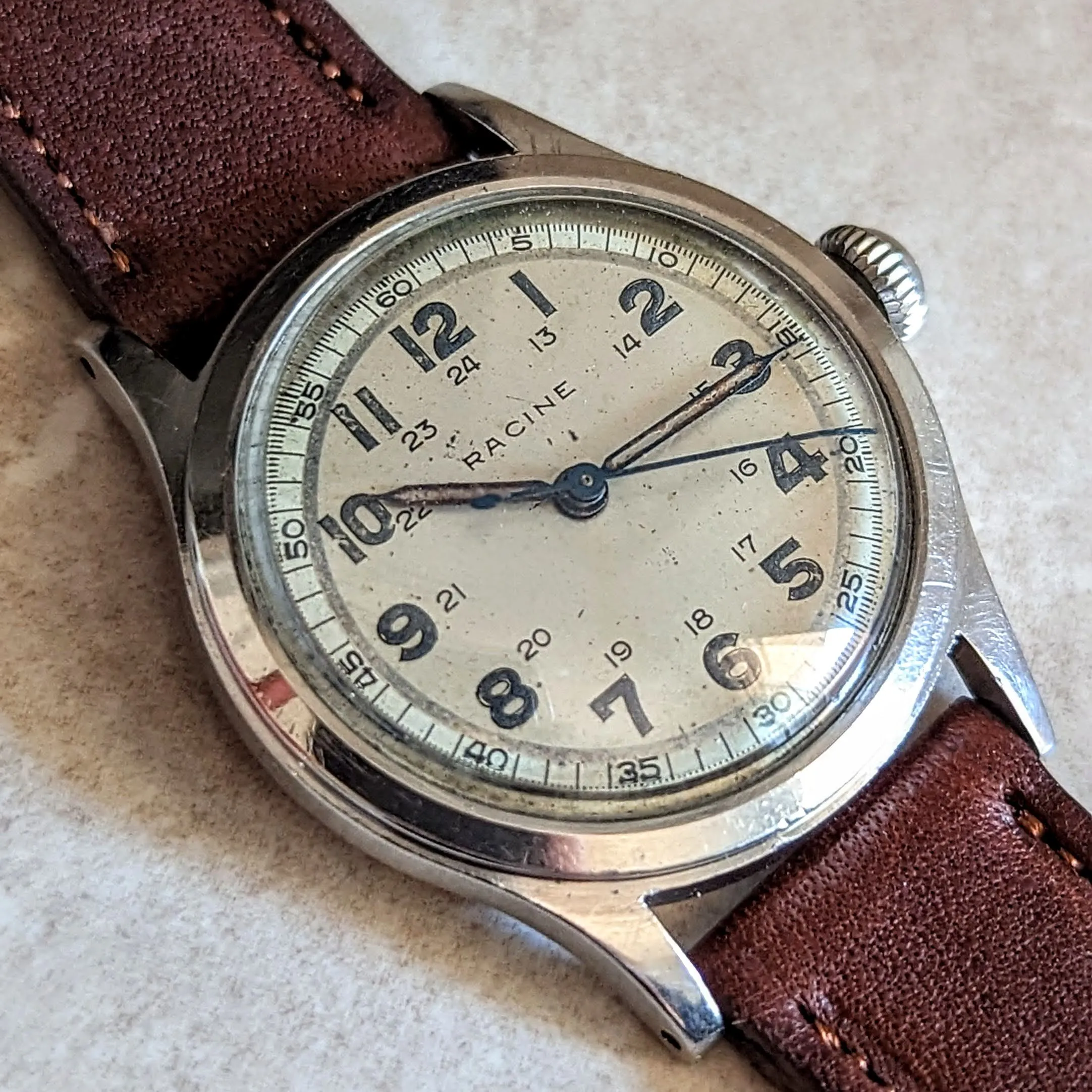 1930s RACINE Military WWII Wristwatch by Gallet & Co. 17 Jewels Swiss Watch