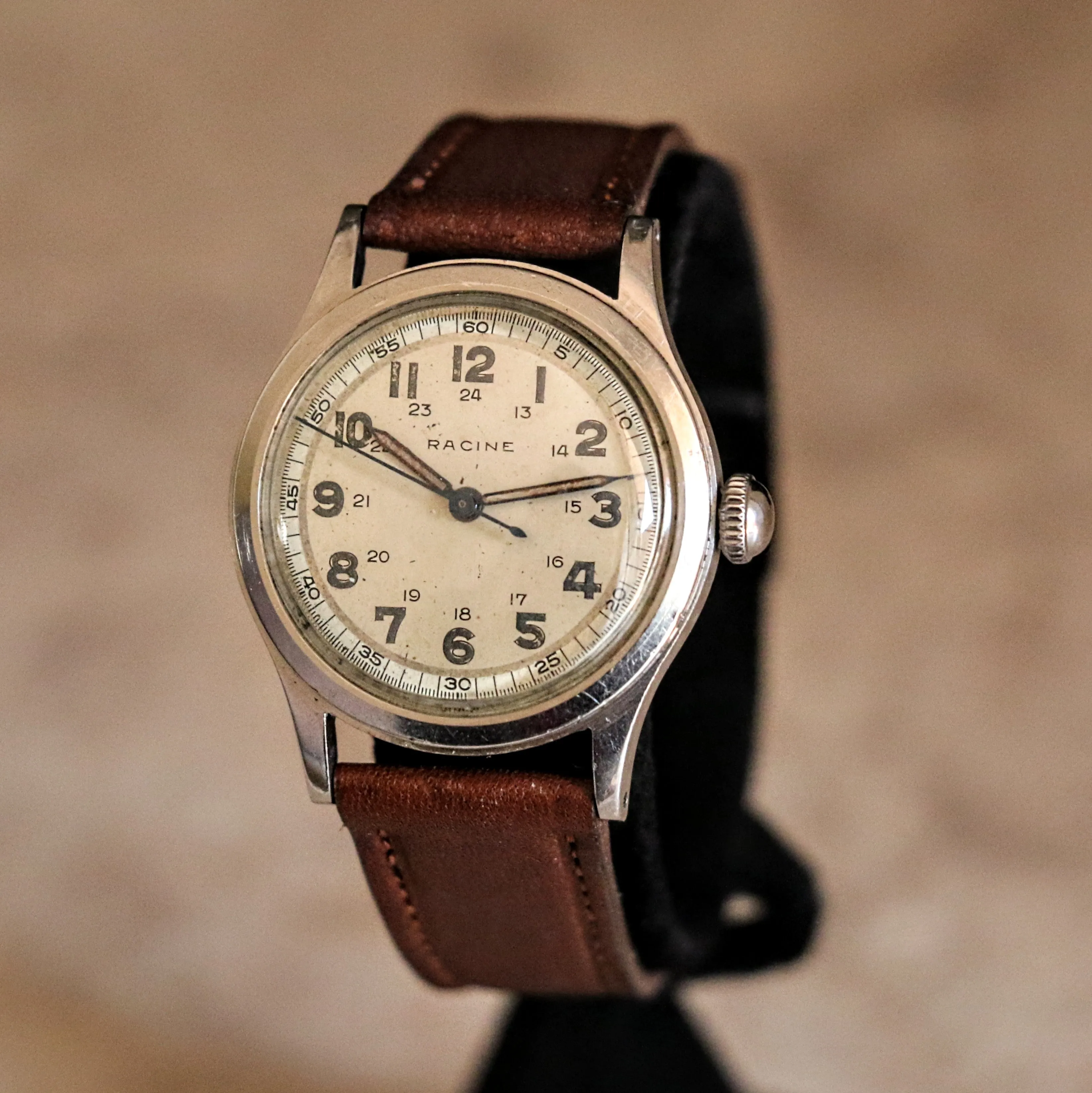 1930s RACINE Military WWII Wristwatch by Gallet & Co. 17 Jewels Swiss Watch
