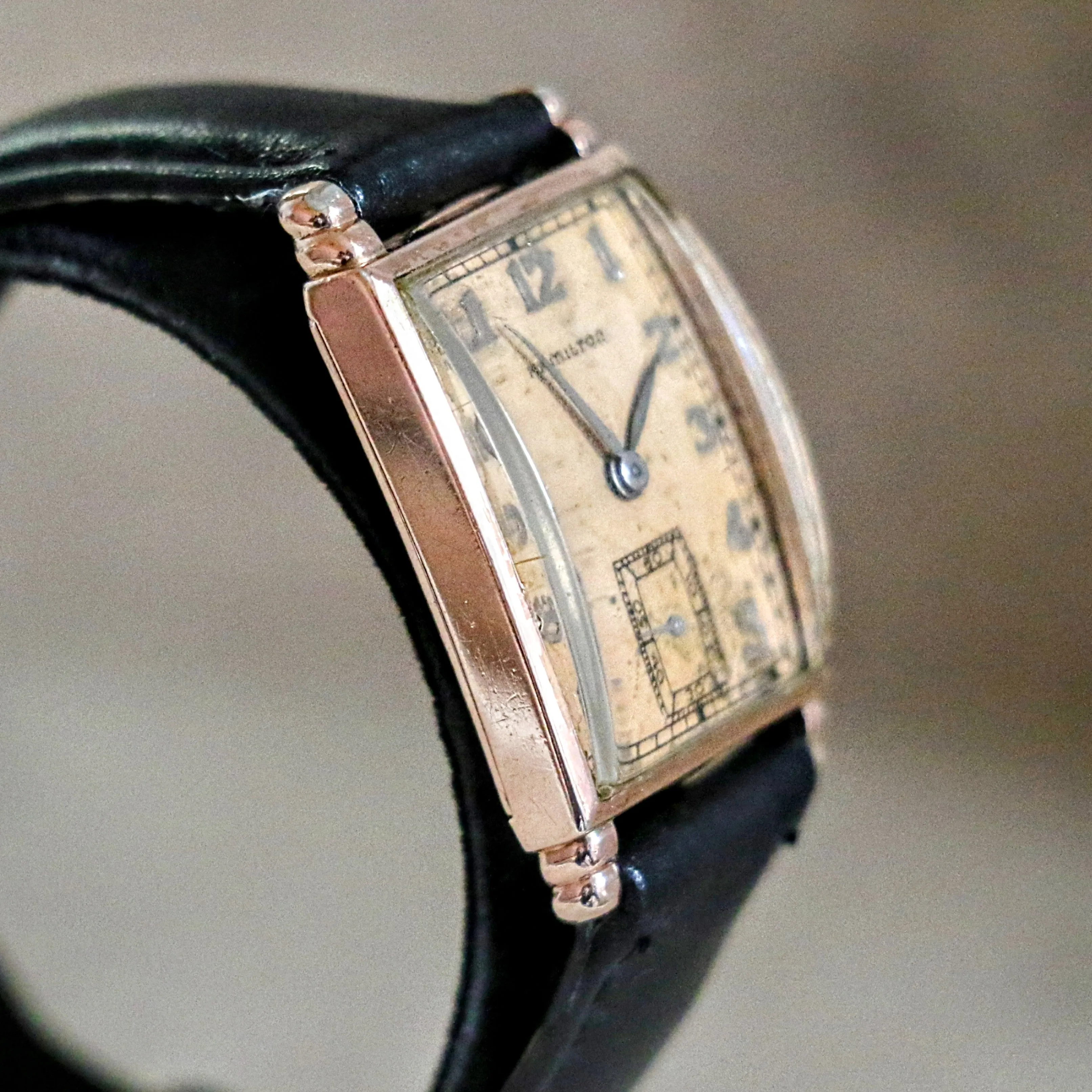 1941 HAMILTON Myron Wristwatch 10K Coral (Rose) G.F. Watch Grade 980 U.S.A. Made
