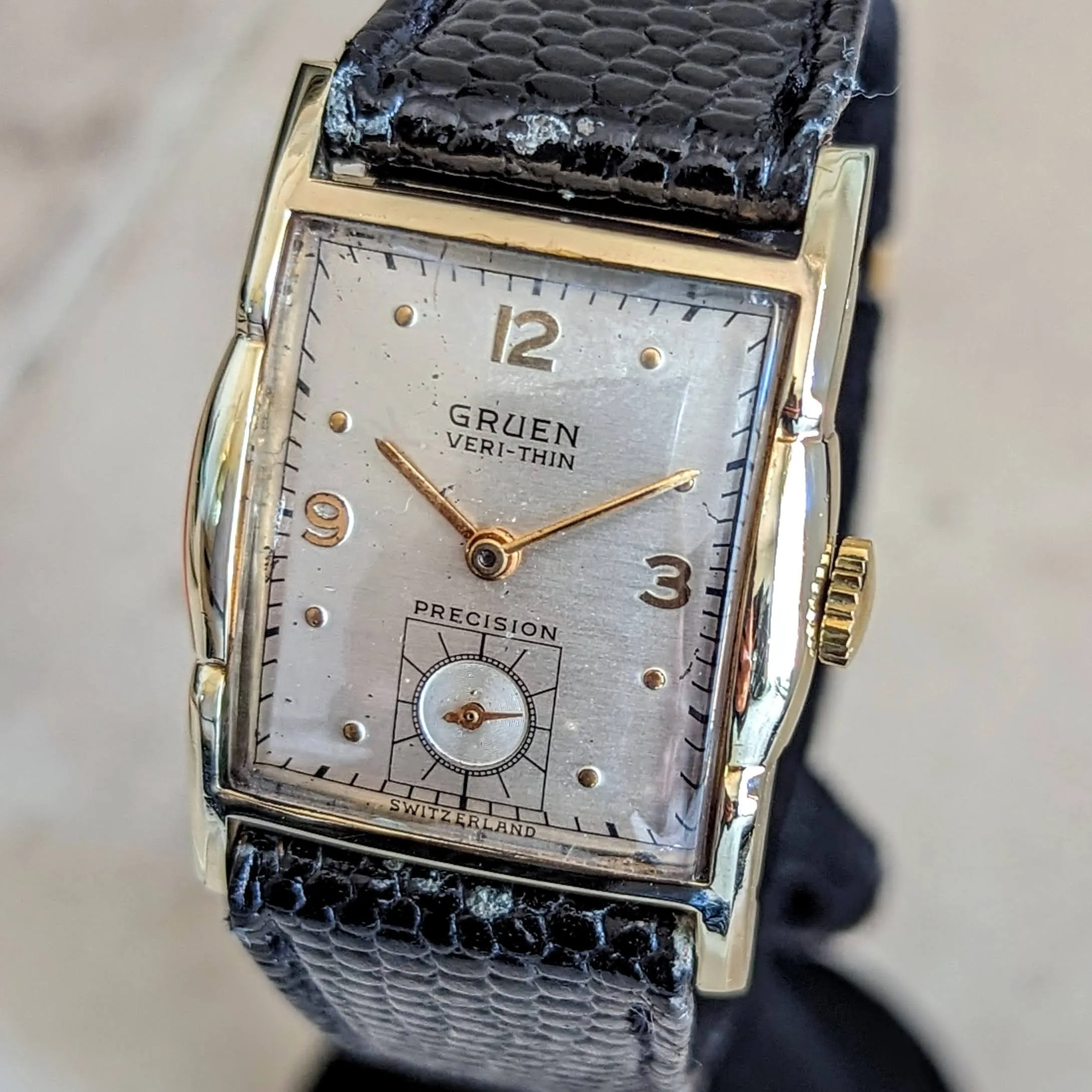 1947 GRUEN Veri-Thin Precision Wristwatch Cal. 425 Swiss Made Watch