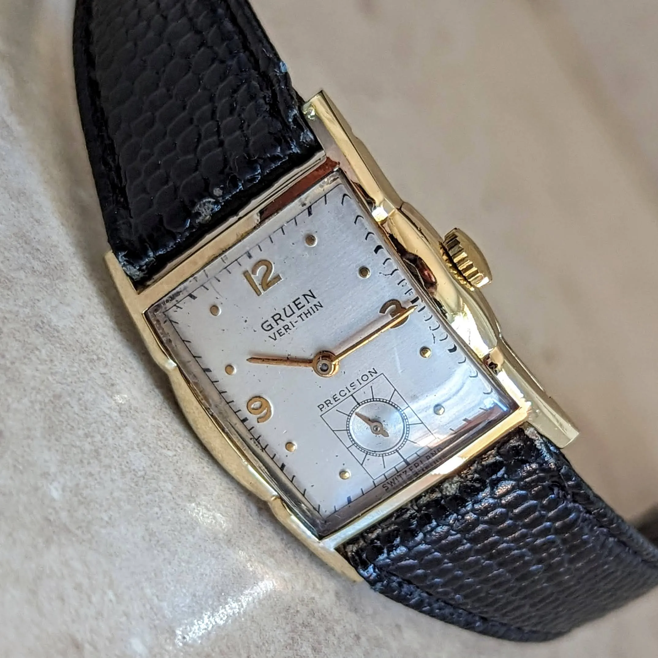 1947 GRUEN Veri-Thin Precision Wristwatch Cal. 425 Swiss Made Watch