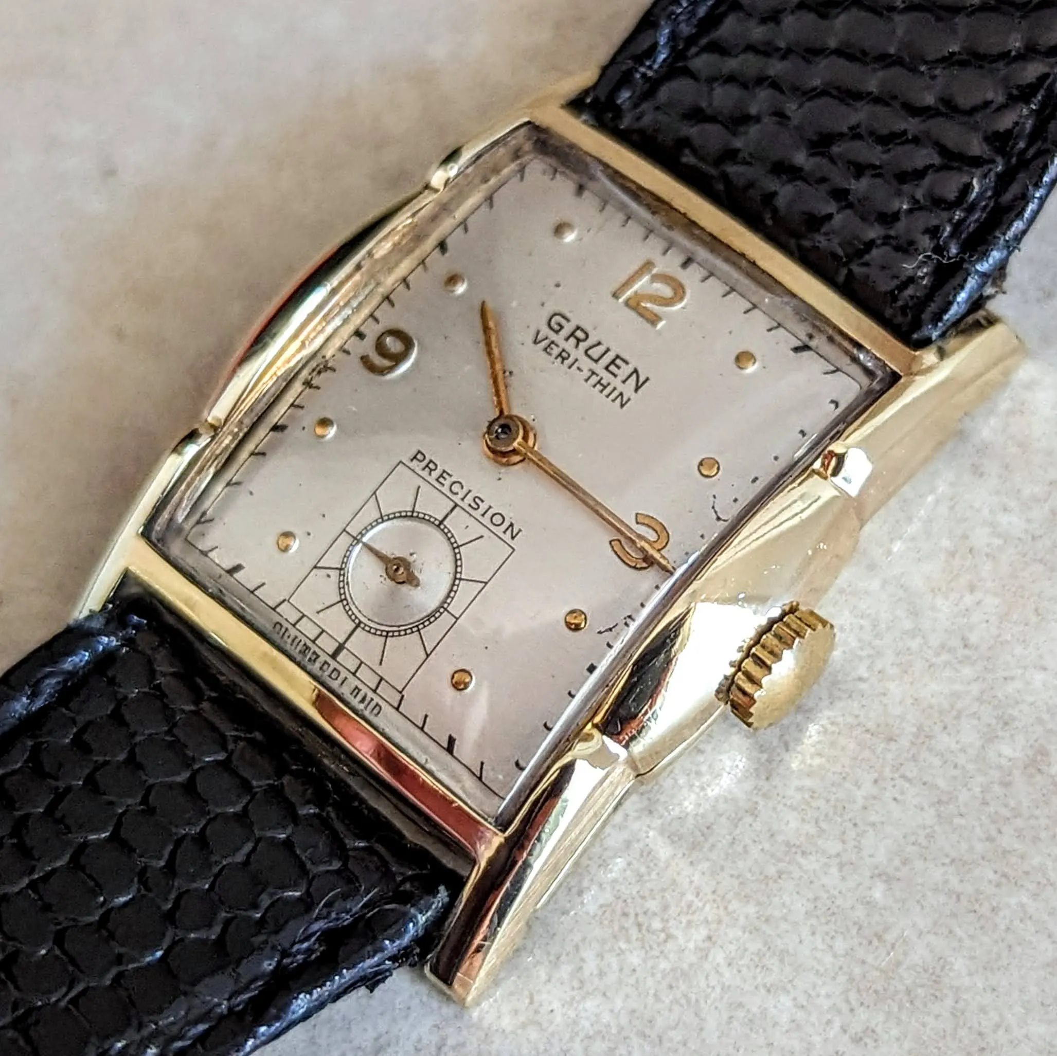 1947 GRUEN Veri-Thin Precision Wristwatch Cal. 425 Swiss Made Watch
