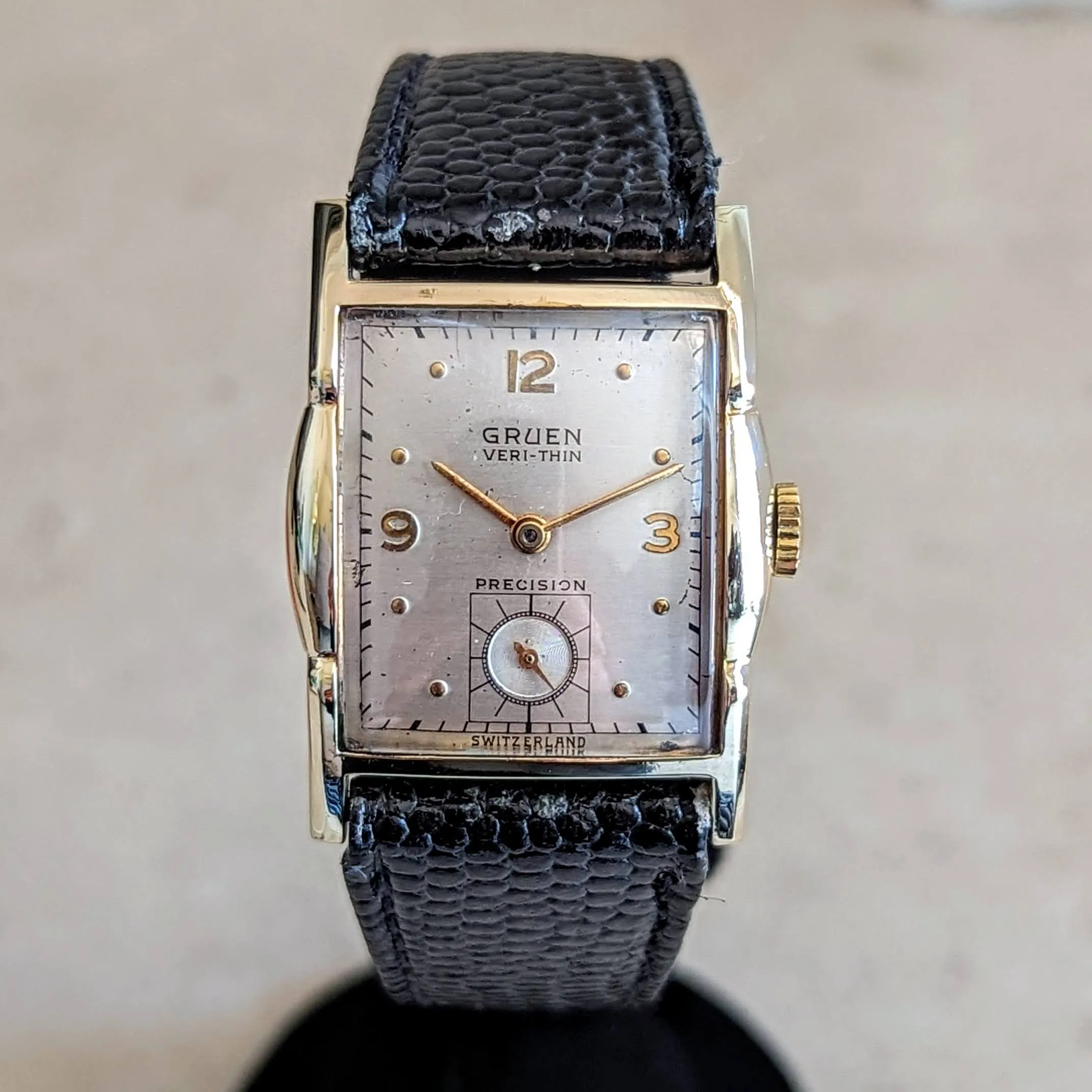 1947 GRUEN Veri-Thin Precision Wristwatch Cal. 425 Swiss Made Watch