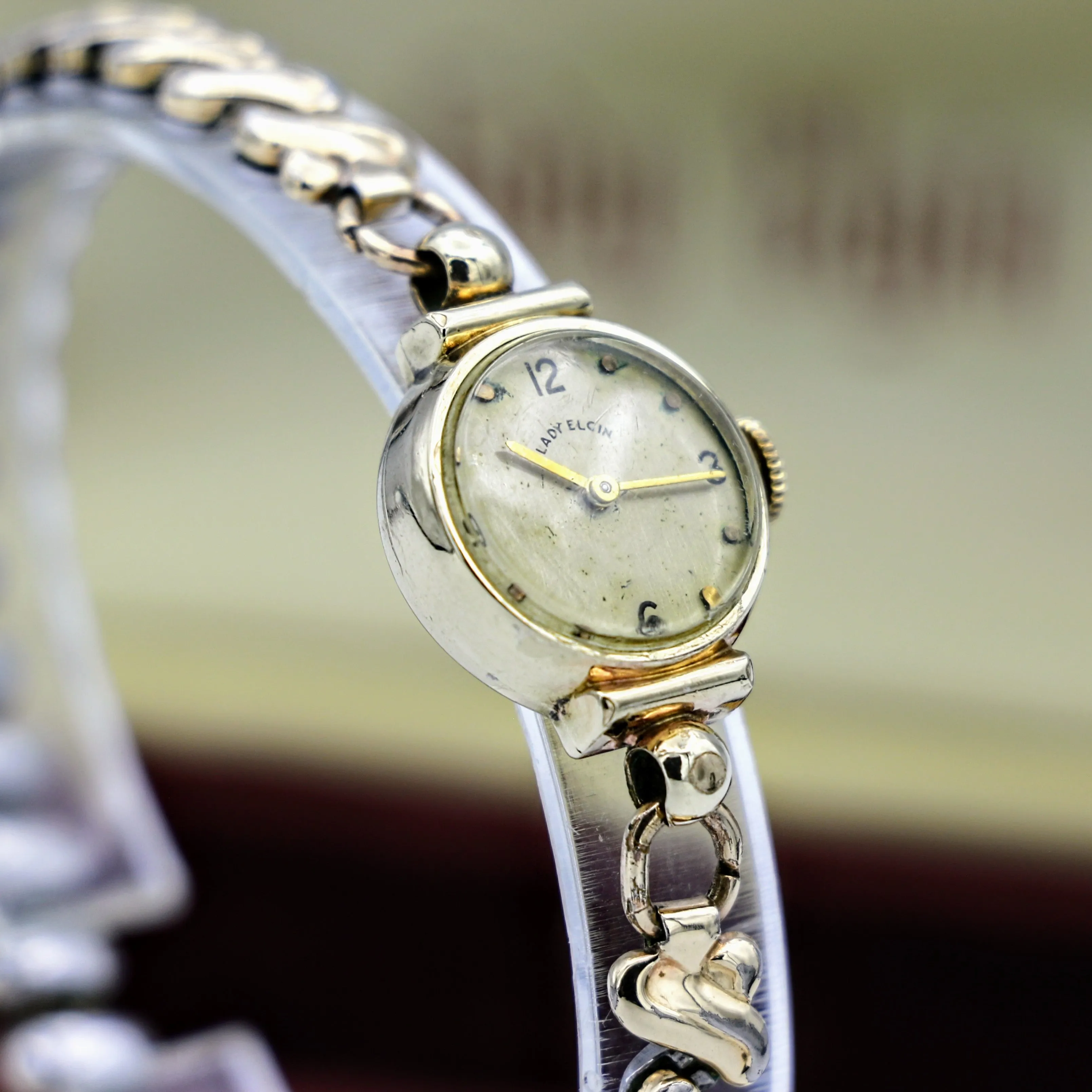 1950 Ladies Elgin Wristwatch Elgin Grade 650 19 Jewels Watch