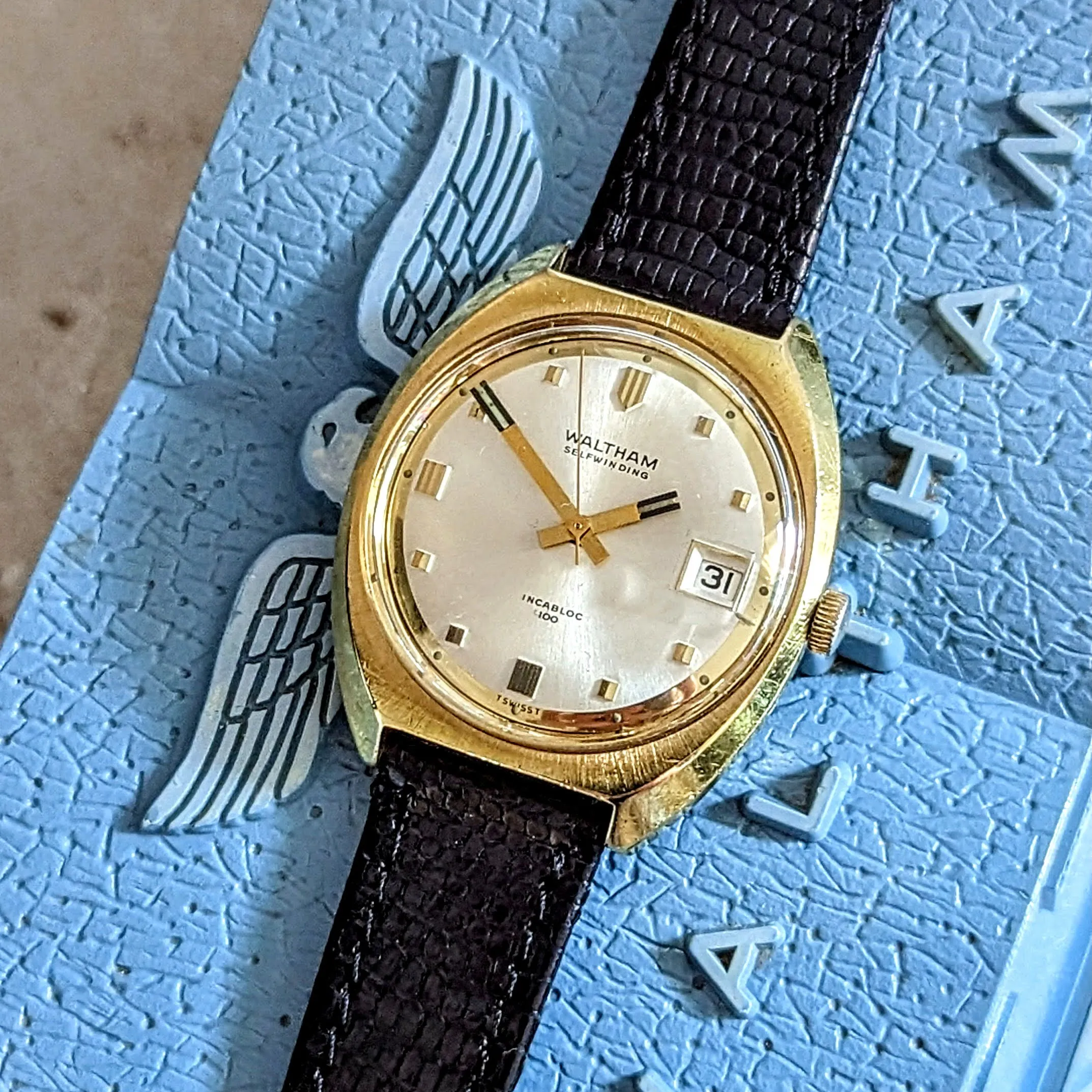 1950 WALTHAM Centennial Automatic Wristwatch Swiss Caliber R337 100 Jewels Watch