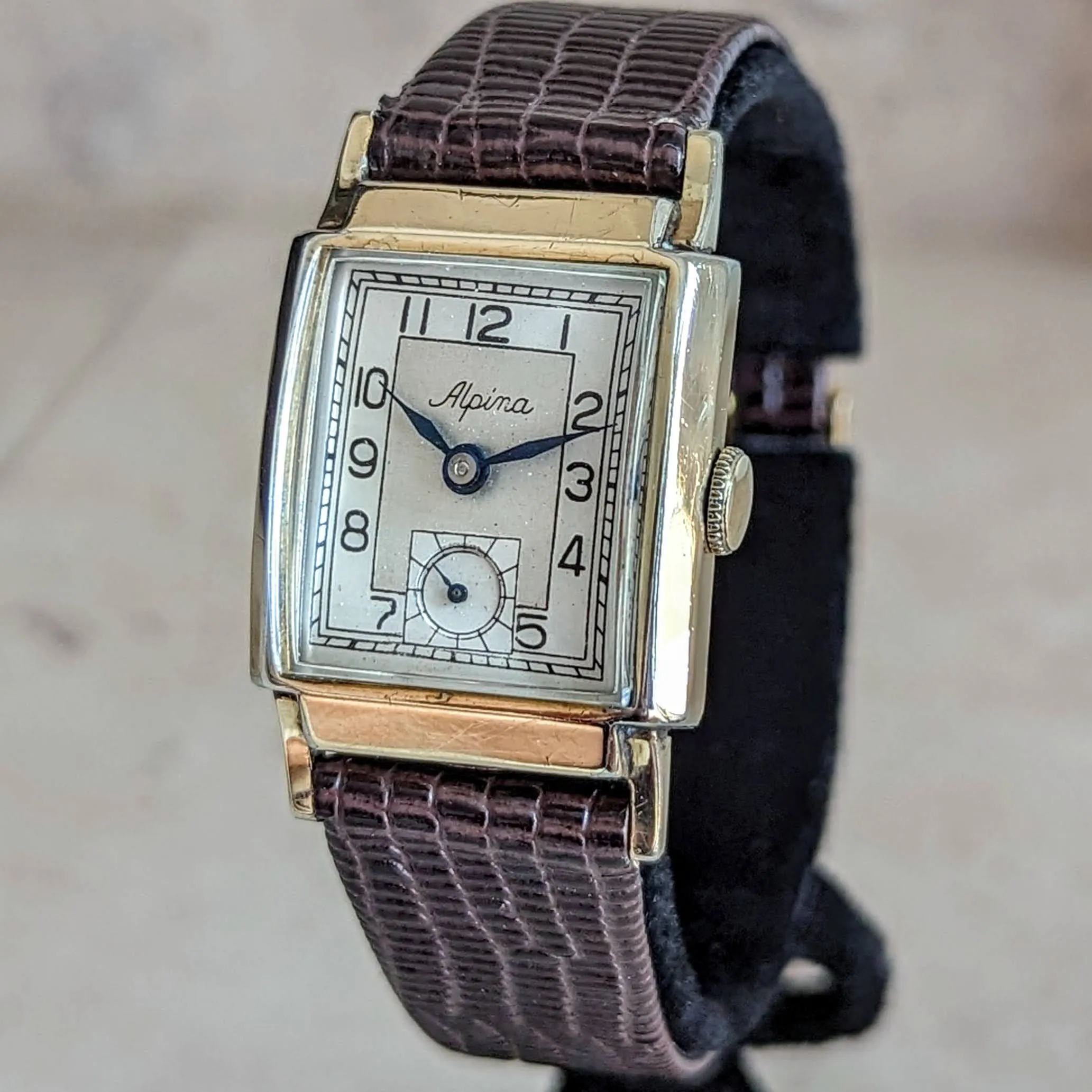 1950s ALPINA Wristwatch 17 Jewels Cal. 566 Swiss Made 10K GF Watch