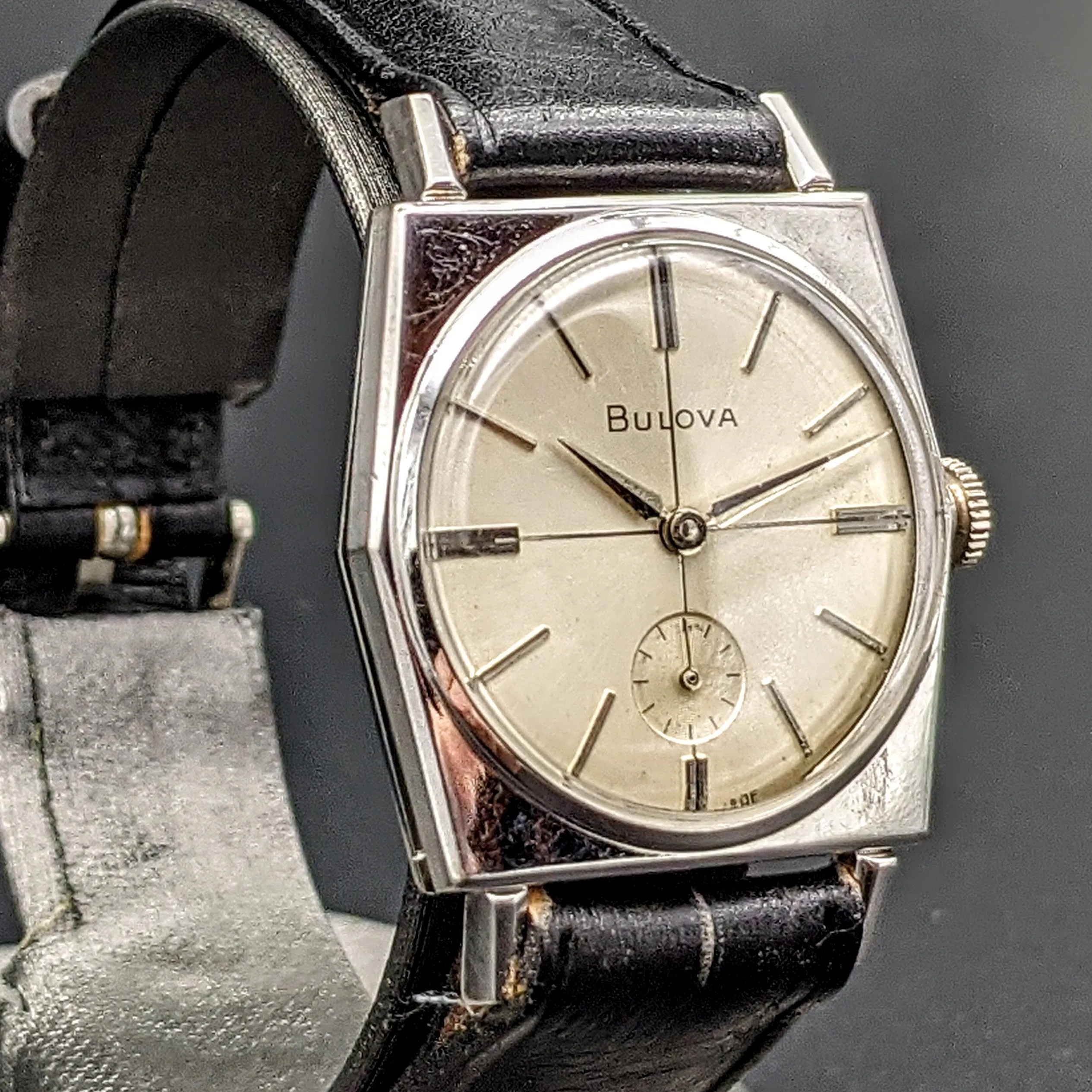 BULOVA 1969 Banker "G" Swiss Made