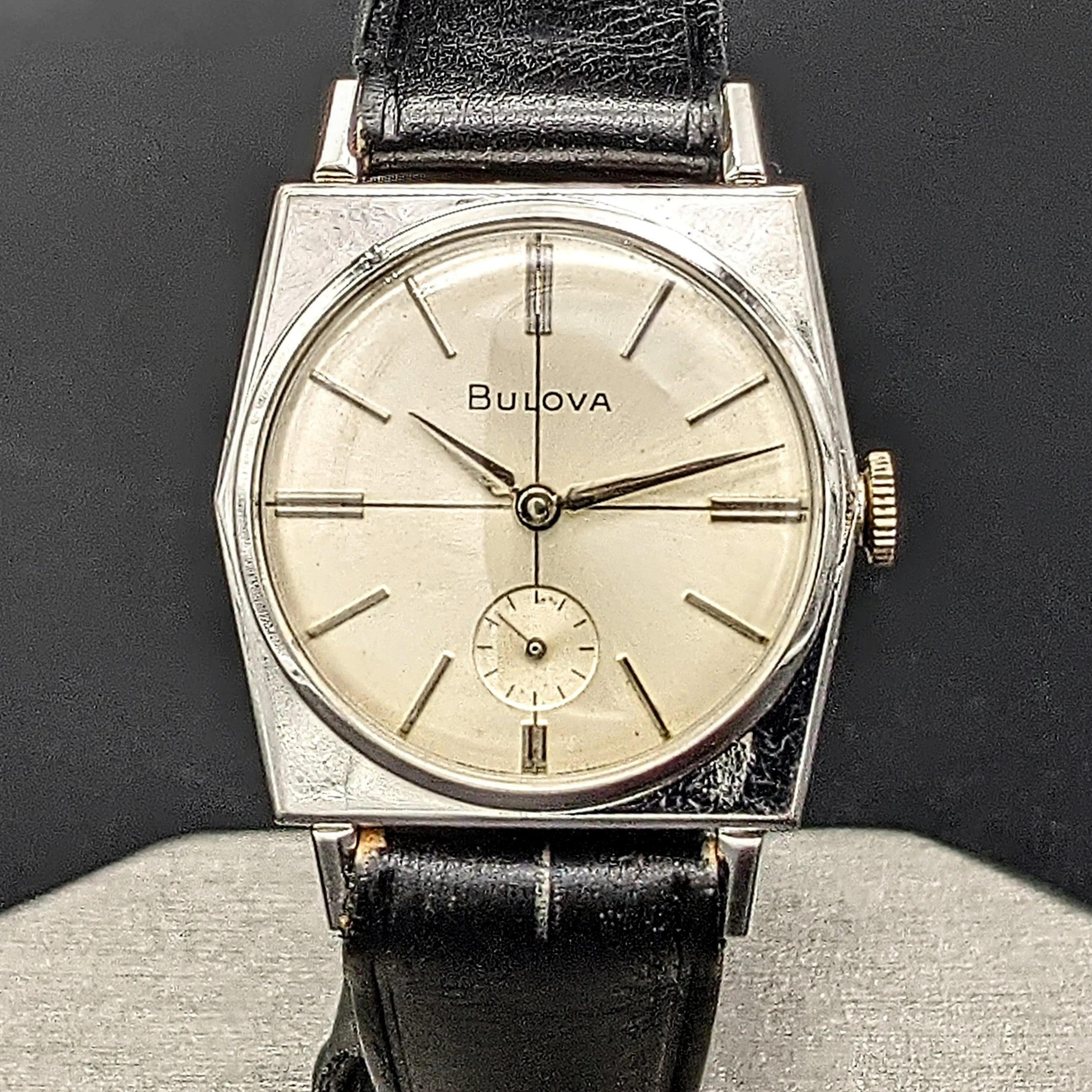BULOVA 1969 Banker "G" Swiss Made