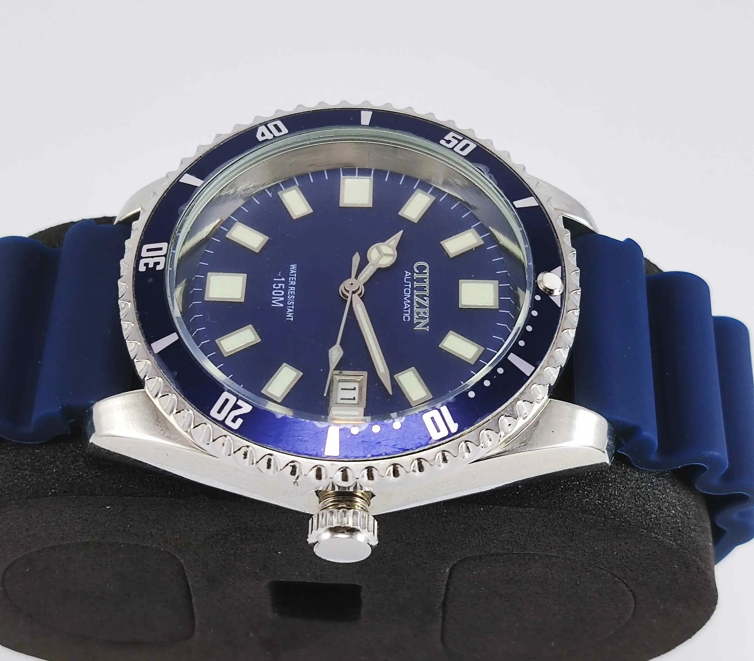 Citizen Automatic 8200A Sports Silver Dial 21 Jewels Day Date Men's Mechanical Watch