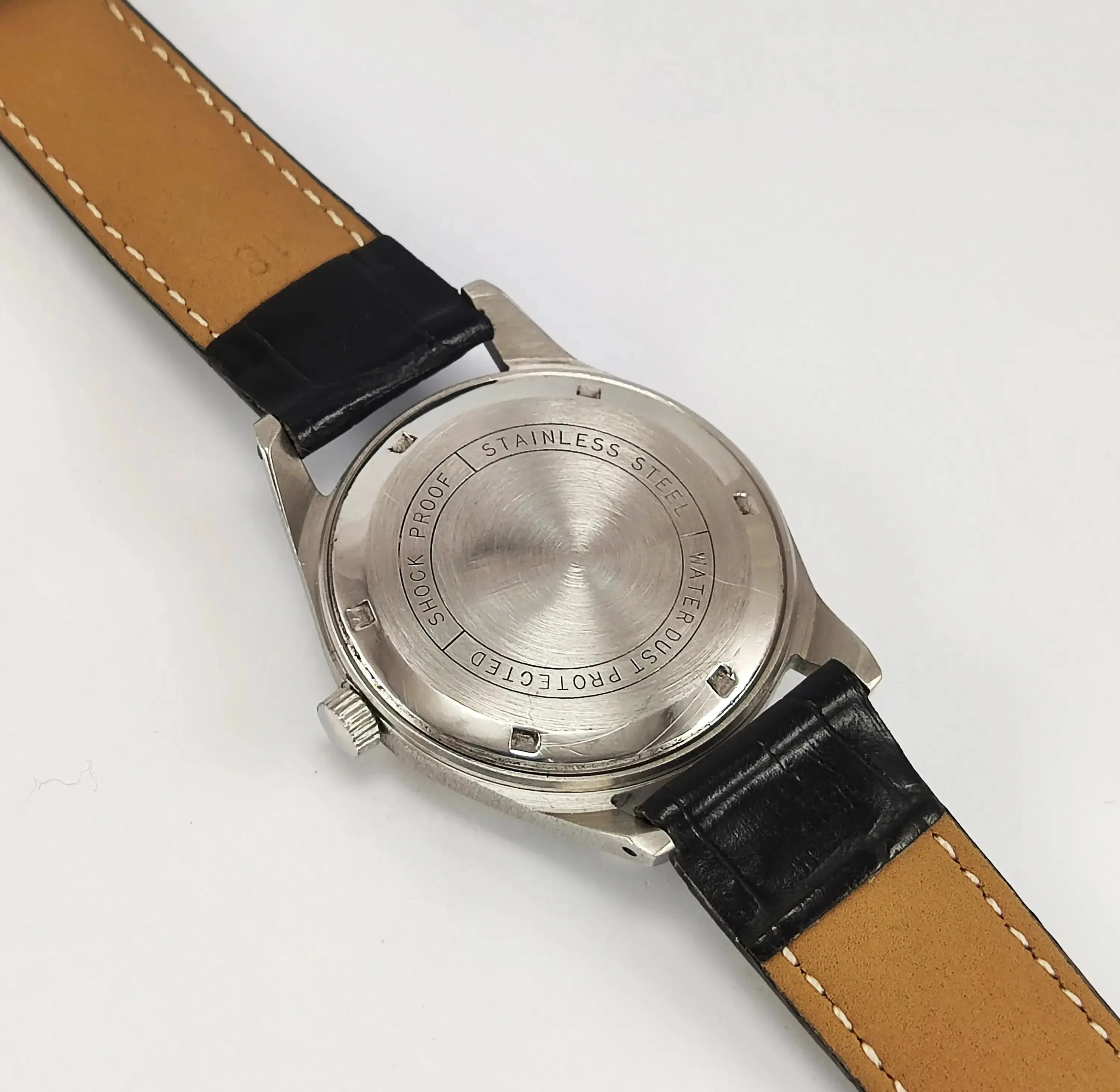 Hmt Yellow Arabic Dial Para Shock 17 Jewels Men's Watch 0231