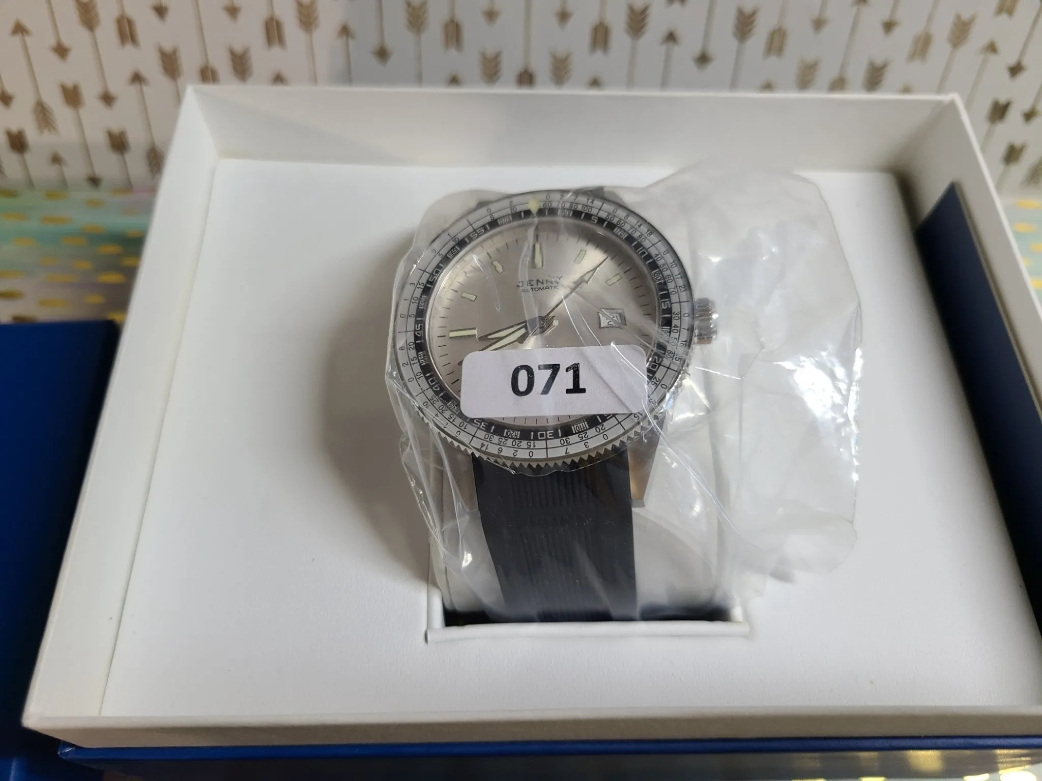 New Jenny Caribbean 300 Silver Dive Diving Watch by DOXA Limited Edition