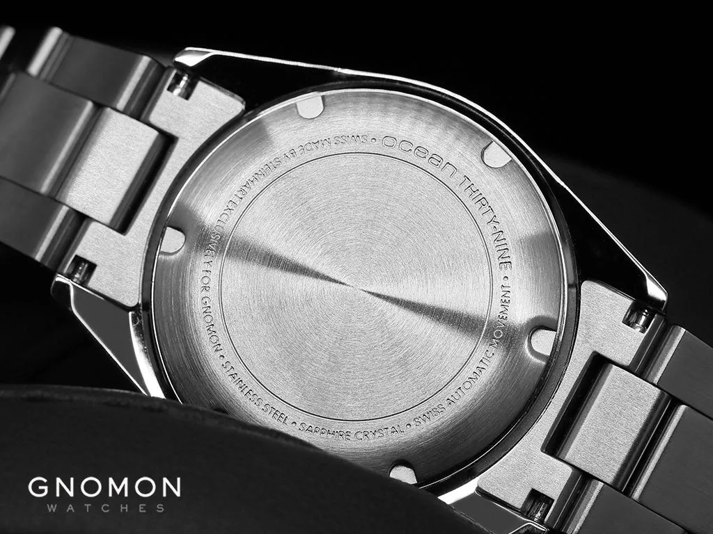 Ocean Vintage Red 39 - Gnomon Exclusive