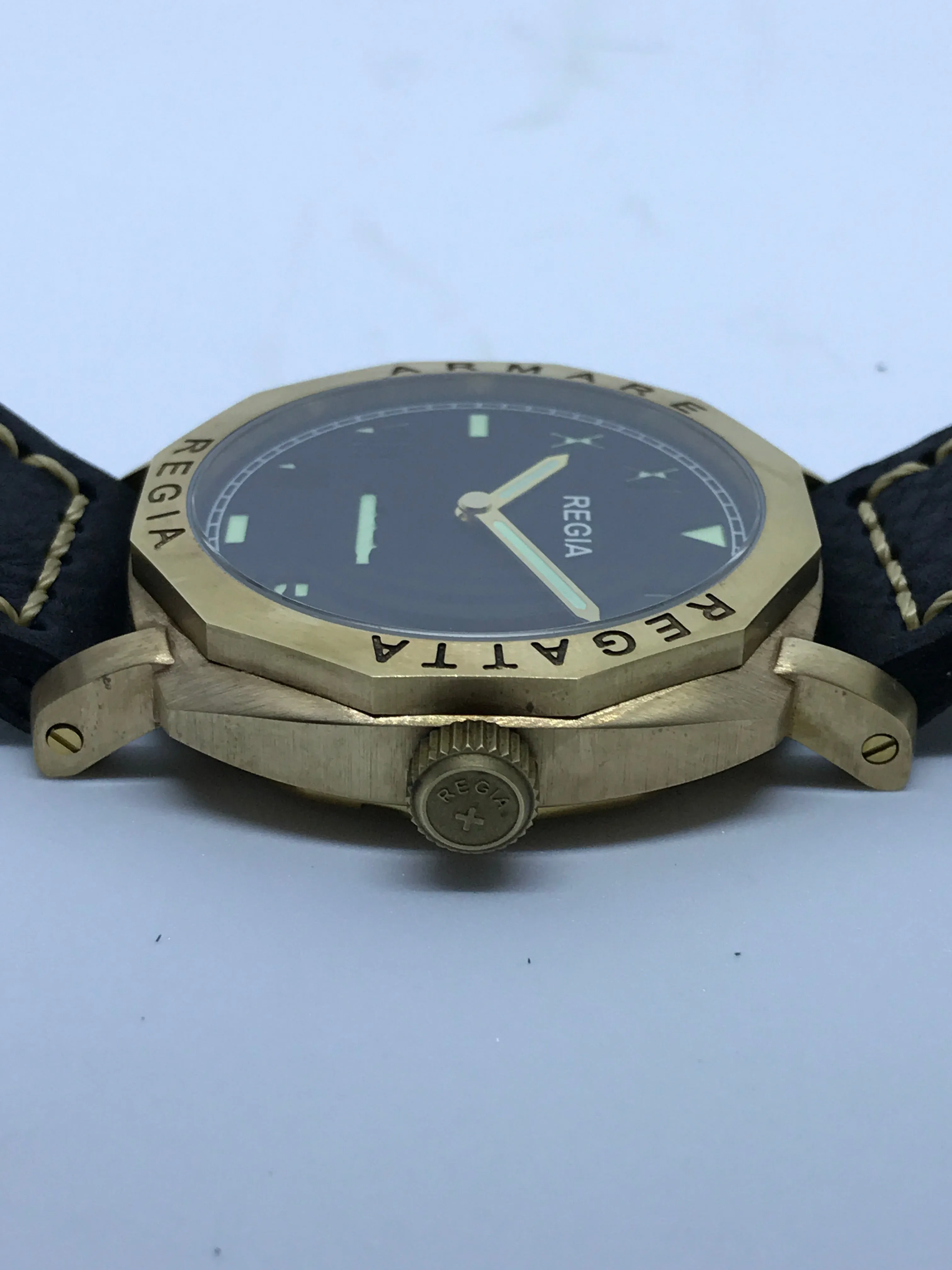 R102 /Black - Cali dial (free shipping)