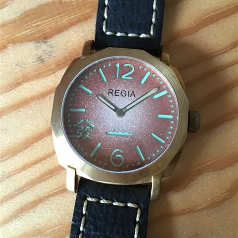 R106 / Starburst  - Number dial (plain bezel) (free shipping)