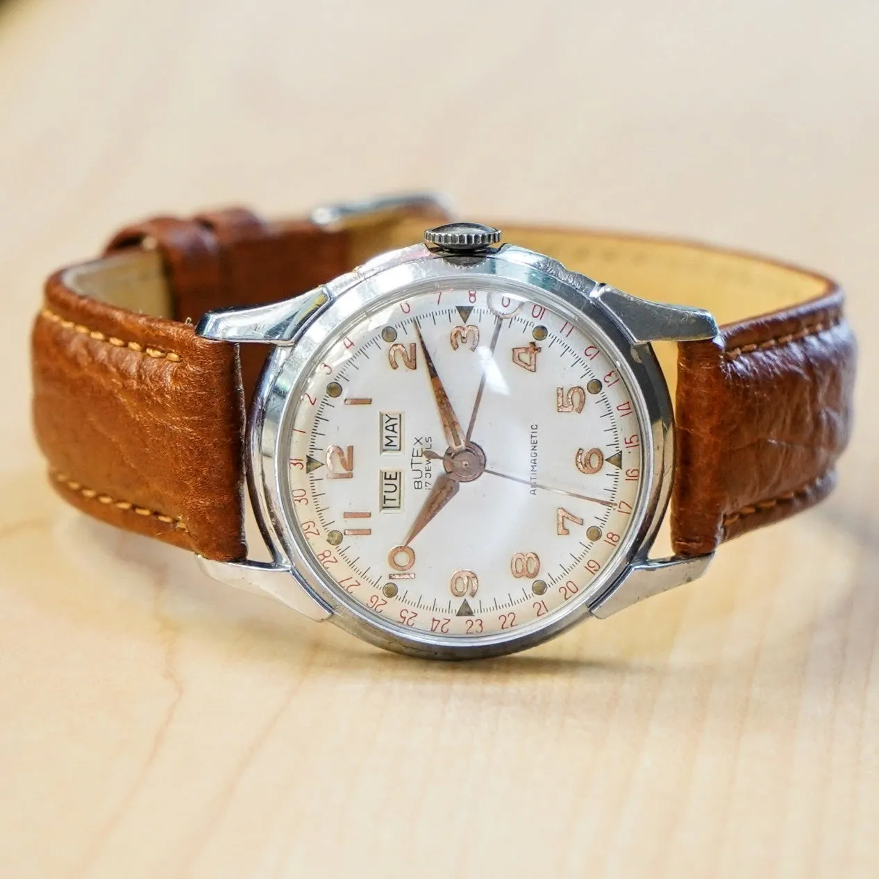 RARE! Vintage BUTEX 17 Jewels Watch Triple Calendar Month Day/Date 32mm Wristwatch