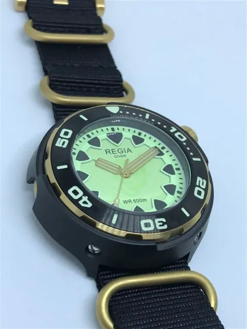 Regia Diver 2018 - NEW Green Scuba Ghost dial (Gold) (free shipping)