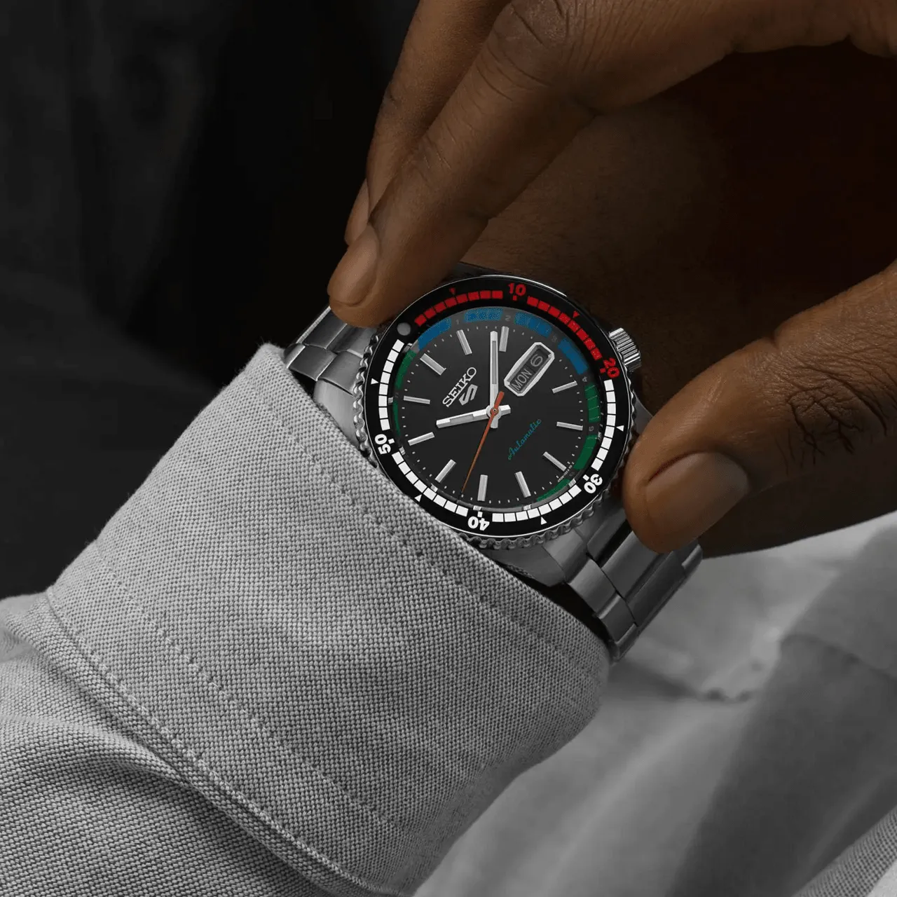 SRPK13K - The ‘New Regatta Timer’ Seiko 5 Sports Retro Colour Collection Watch