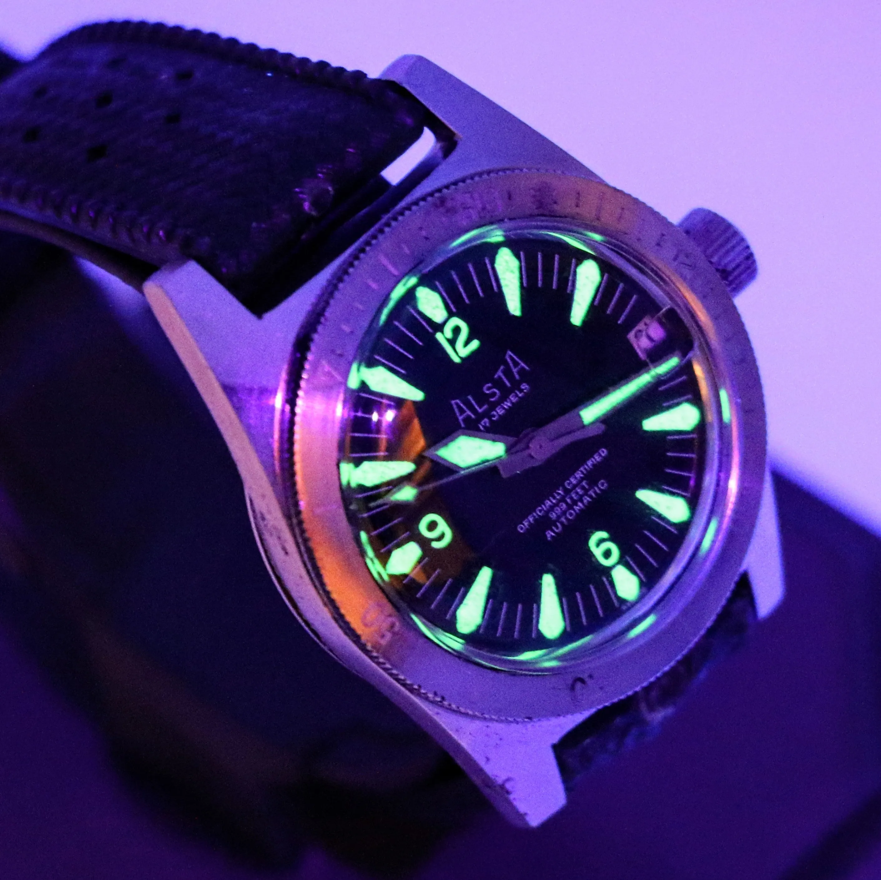 The Original "Jaws" Watch - ALSTA Nautoscaph Dive Automatic Wristwatch 999 Feet