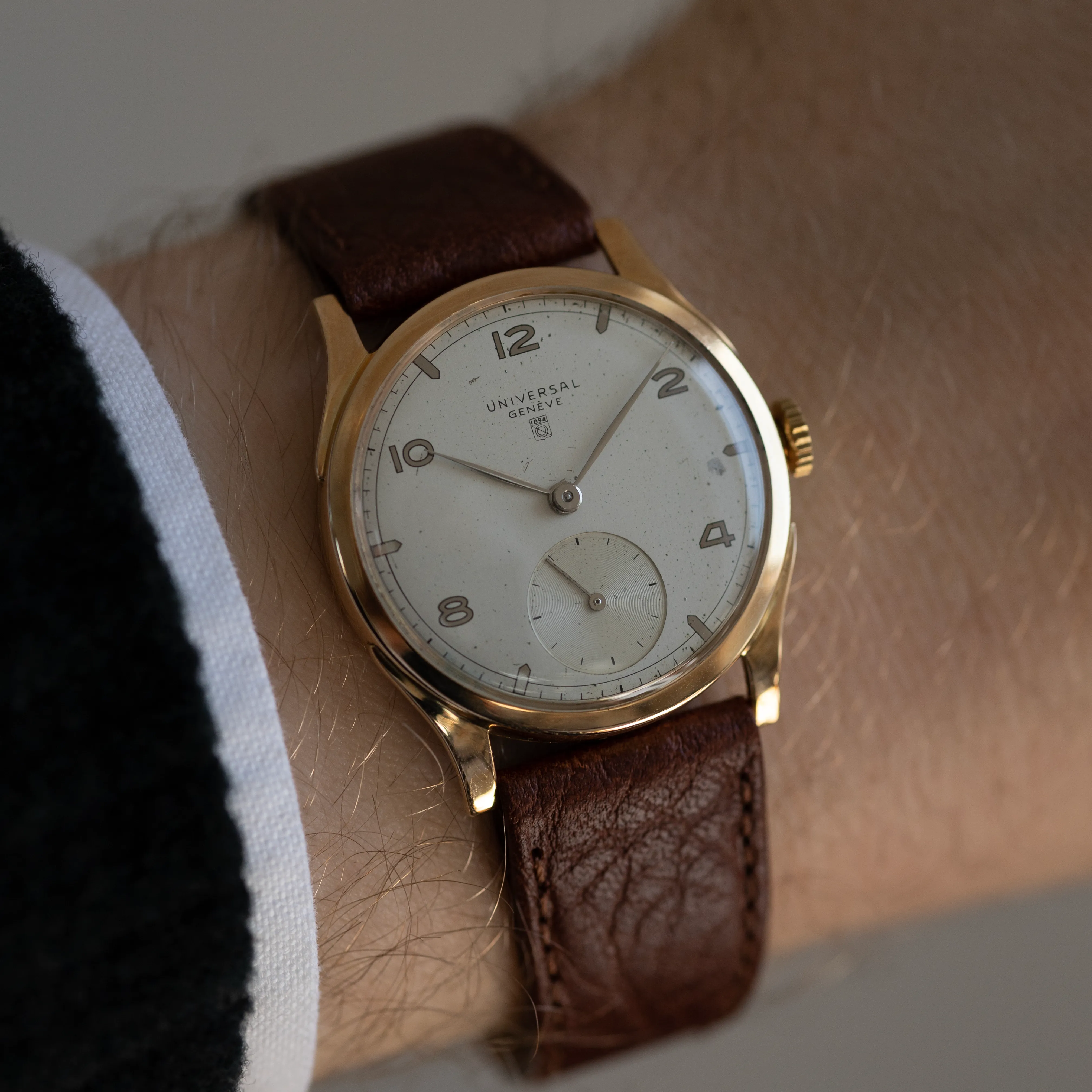 Universal Geneve Vintage 18ct