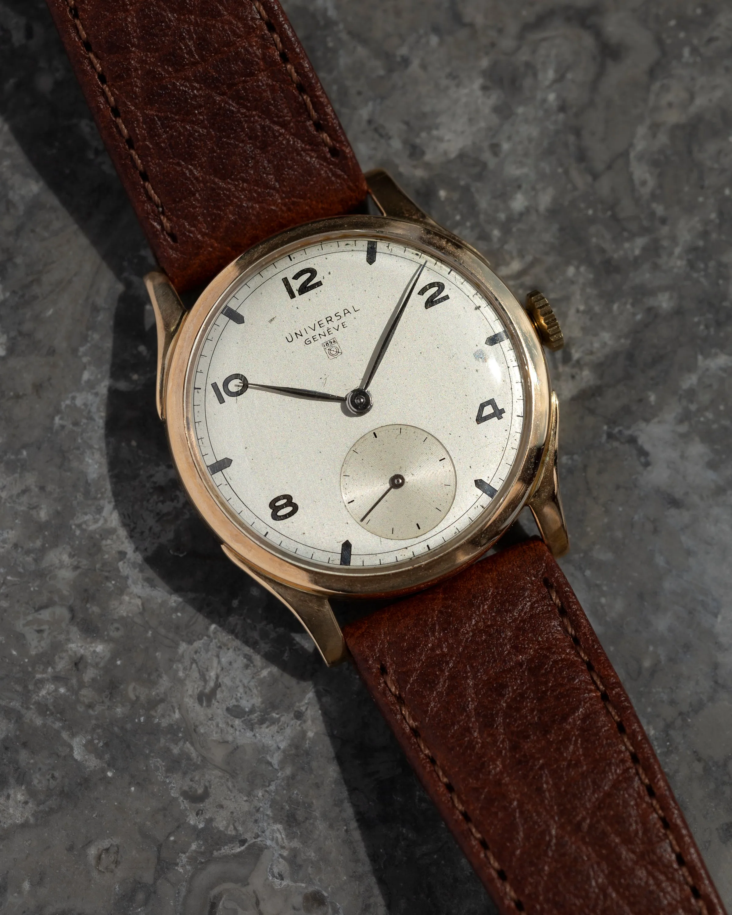 Universal Geneve Vintage 18ct