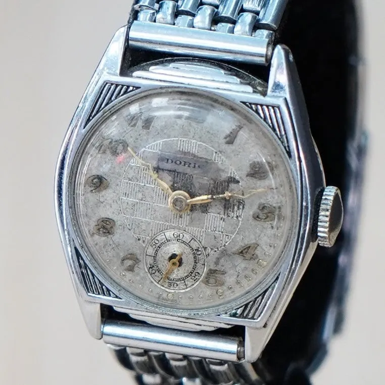 Vintage DORIC Art Deco Wristwatch 6 Jewels One ADJ Swiss Made Watch
