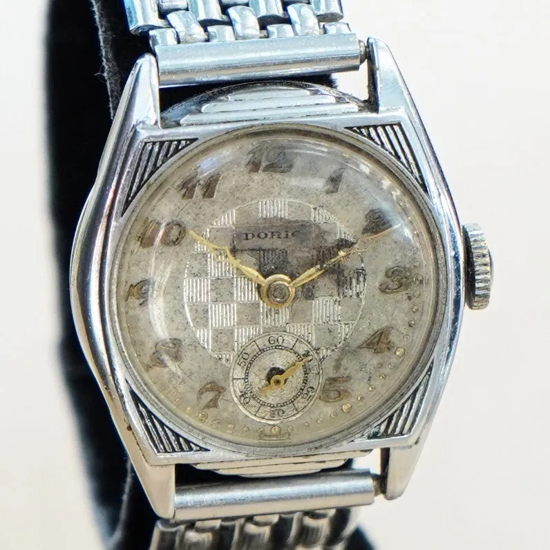 Vintage DORIC Art Deco Wristwatch 6 Jewels One ADJ Swiss Made Watch