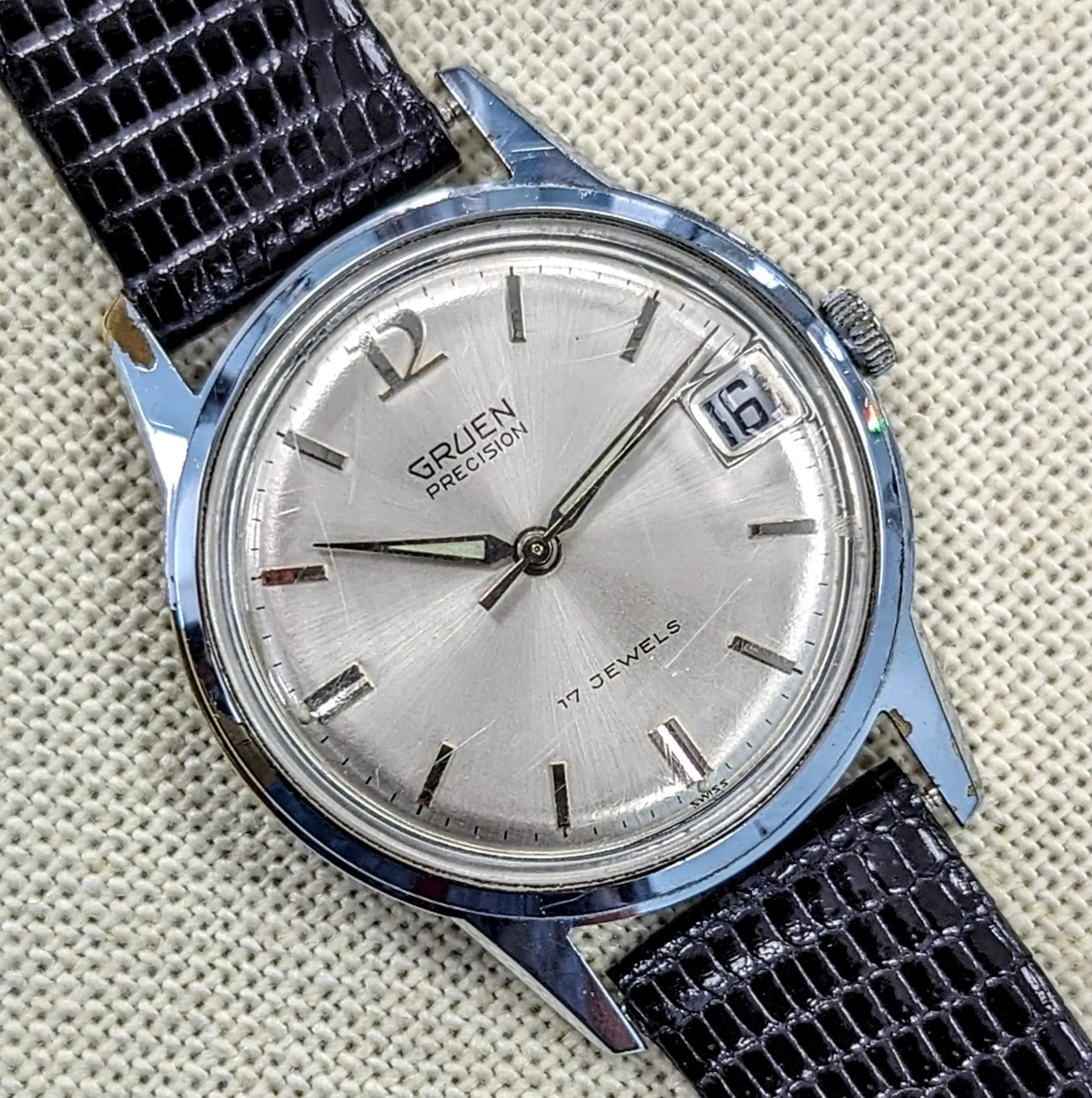 Vintage GRUEN Precision 17 Jewels Cal. N510CA Date Indicator Swiss Made Wristwatch