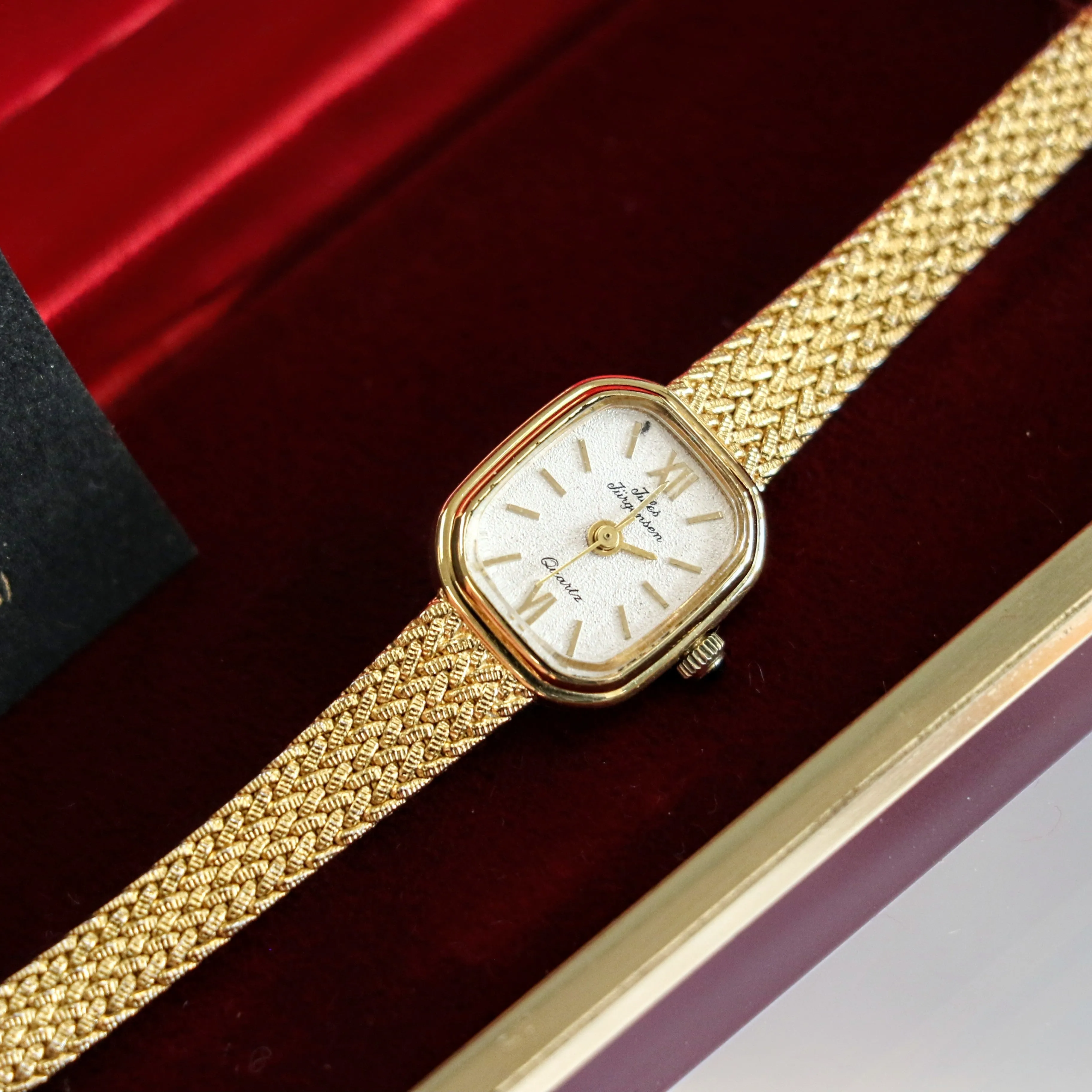 Vintage JULES JURGENSEN Ladies Wristwatch 6397 Quartz Watch - In Box & Papers!