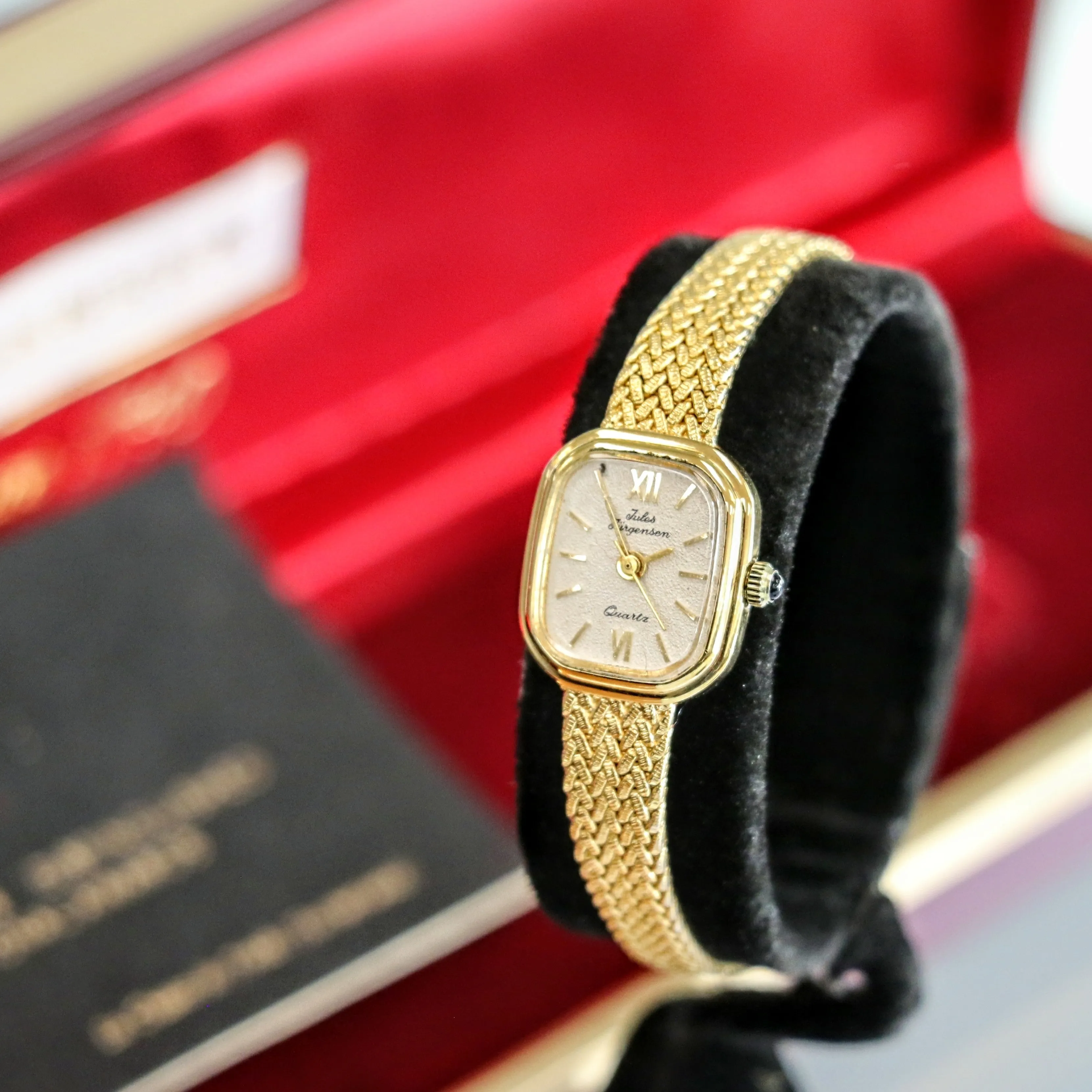 Vintage JULES JURGENSEN Ladies Wristwatch 6397 Quartz Watch - In Box & Papers!