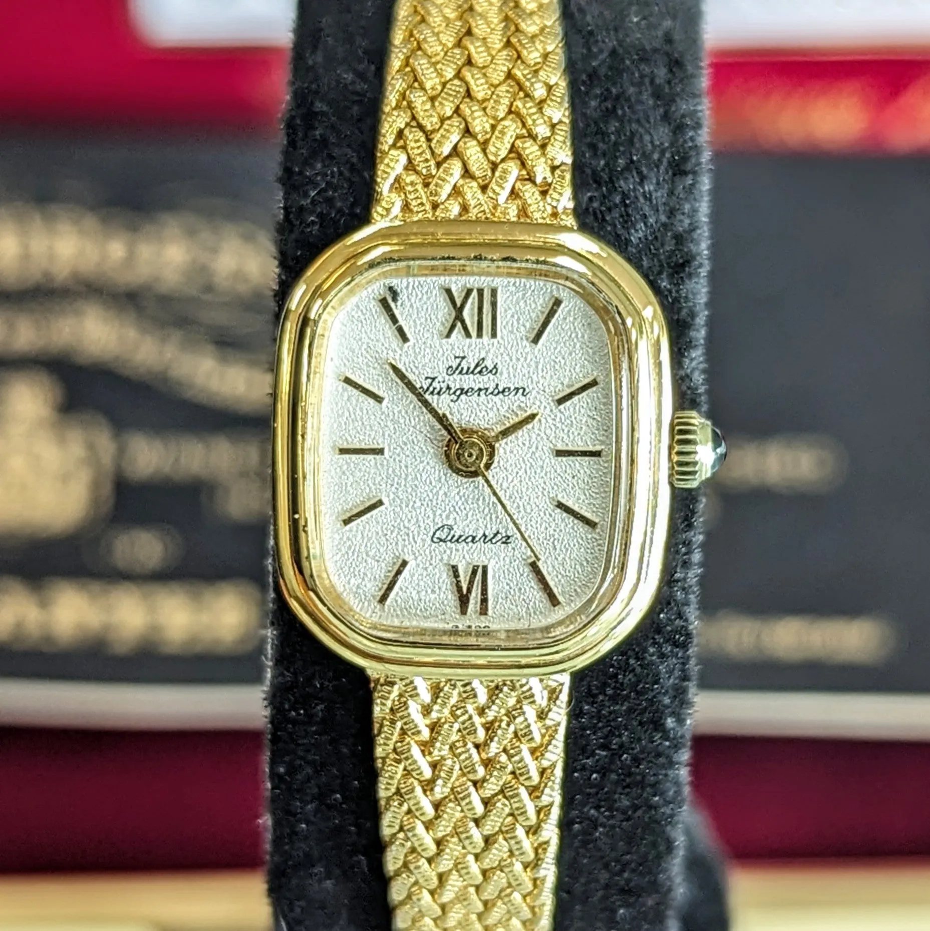 Vintage JULES JURGENSEN Ladies Wristwatch 6397 Quartz Watch - In Box & Papers!
