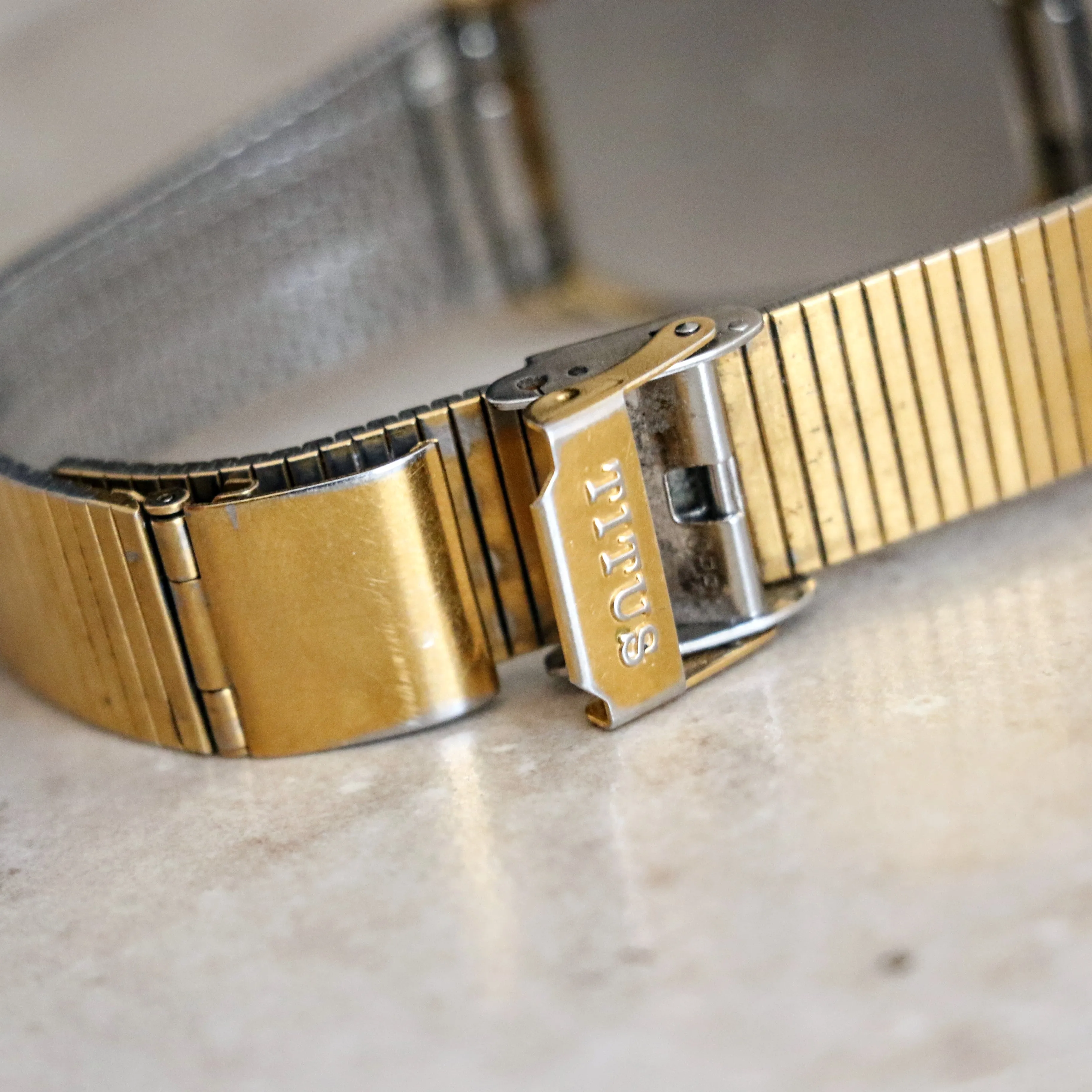 Vintage SOLVIL et TITUS Wristwatch Dress Quartz Watch SS Back - SM8605 413594