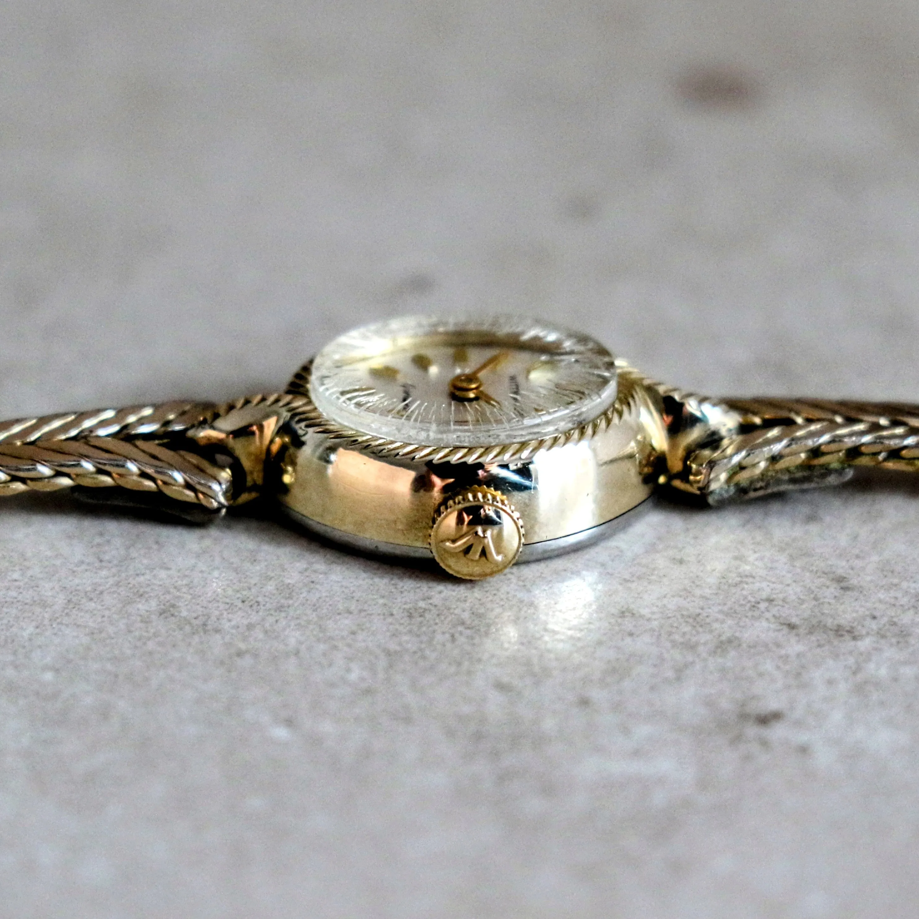 WITTNAUER GENEVE Ladies Watch Cal. 5D-5 17 Jewels Swiss Made Vintage Wristwatch