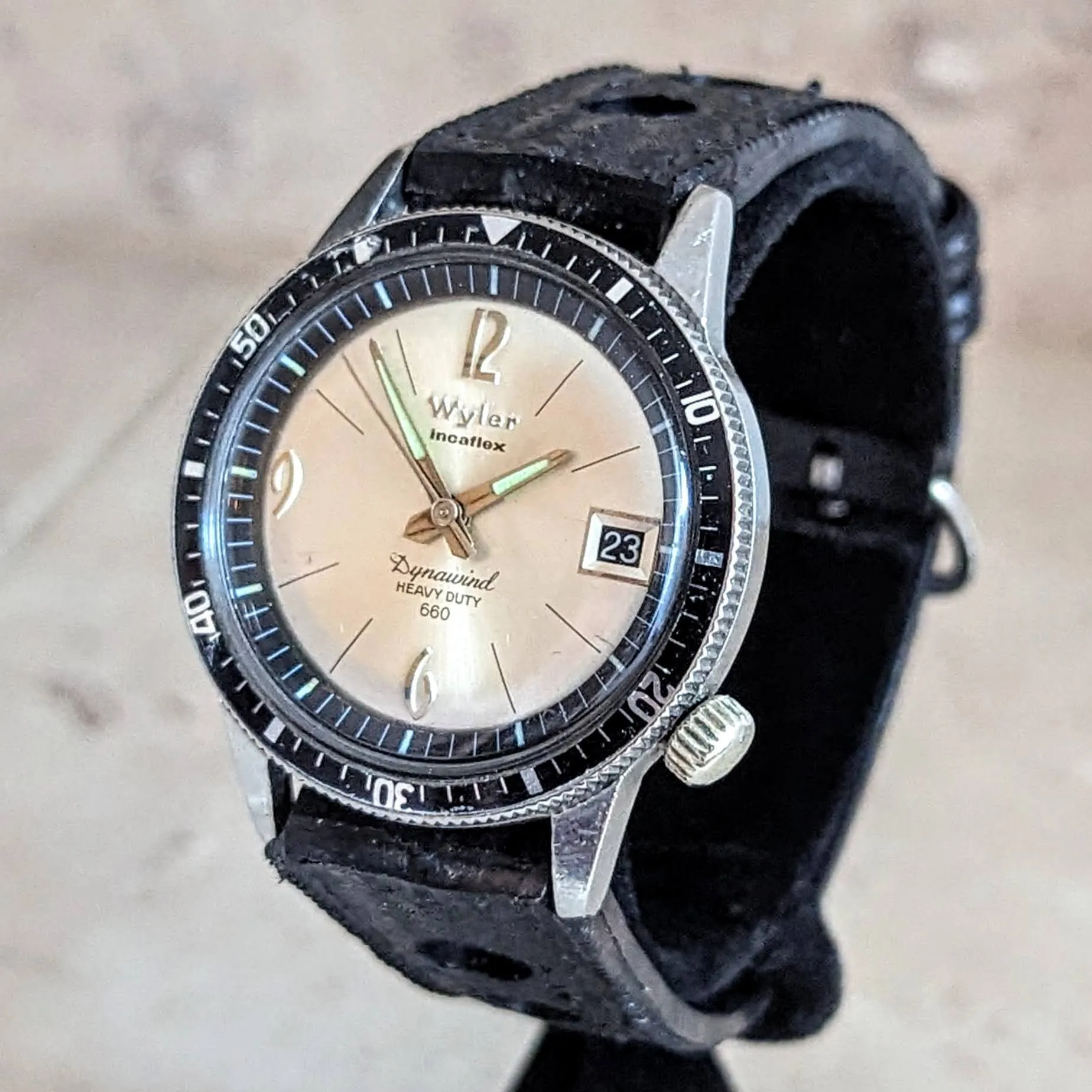 WYLER Incaflex Dynawind Heavy Duty 660 Diver Watch 17J Cal. ETA 2472 Wristwatch